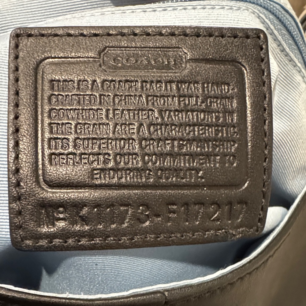Coach Black Leather Shoulder Bag with Silver Hardware - Picture 5 of 10